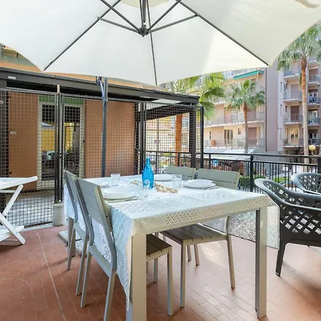 Hostdomus - House - A Due Passi Dal Mare Apartment *