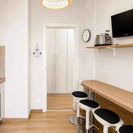 Hostdomus - House - A Due Passi Dal Mare Borghetto Santo Spirito